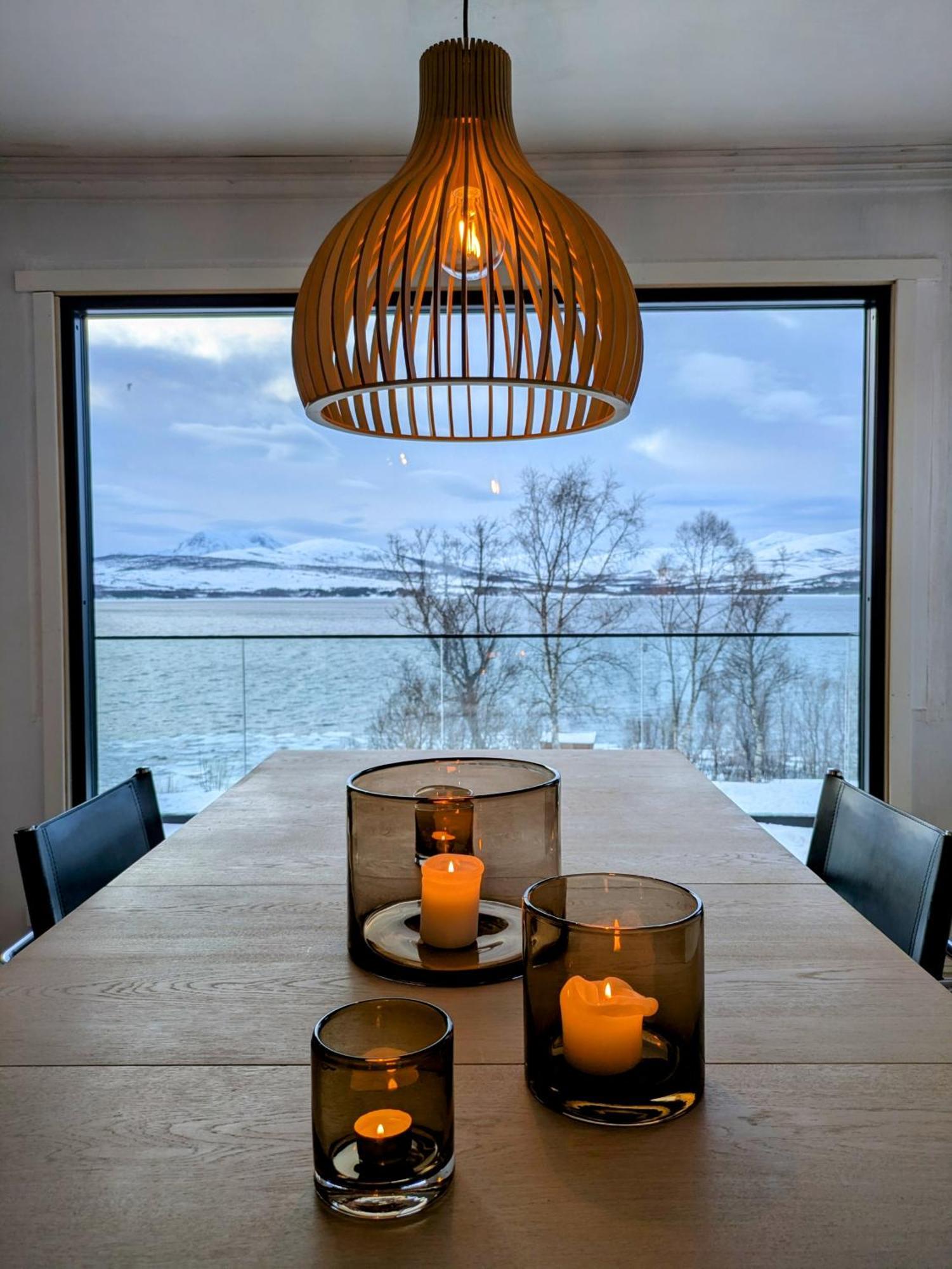 Hus Med Egen Strandlinje Tromso Exterior photo